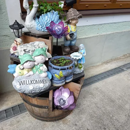 Pensionat Gaestehaus-pension Familie Dwars 3*