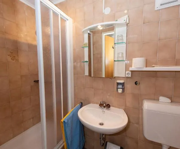 Gaestehaus-pension Familie Dwars Penzion Spitz an der Donau